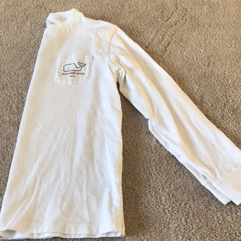 Vineyard Vines Holiday shirt